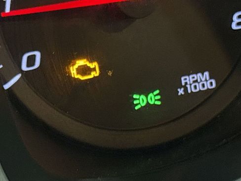 Used 2016 Chevrolet Equinox LT w/ Convenience Package image 37