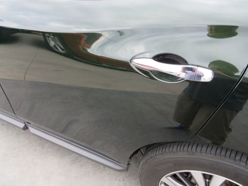 Used 2018 Nissan Pathfinder SV w/ SV All Weather Package image 33