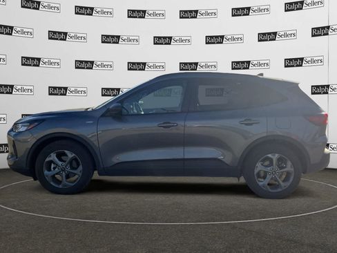 Used 2025 Ford Escape ST-Line image 3