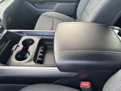 Used 2020 RAM 1500 Big Horn AWD/4WD image 23