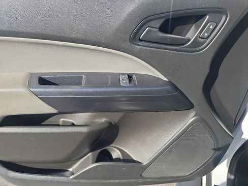 Used 2021 Chevrolet Colorado W/T image 20