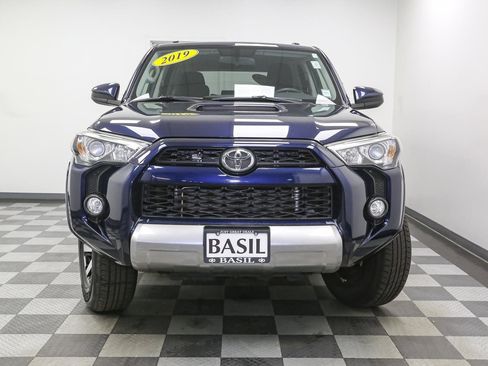 Used 2019 Toyota 4Runner TRD Off-Road AWD/4WD image 3