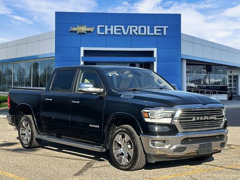 Used 2019 RAM 1500 Laramie image 8