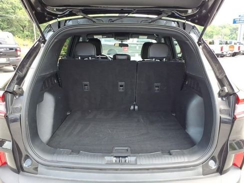 Used 2025 Ford Escape ST-Line FWD image 10