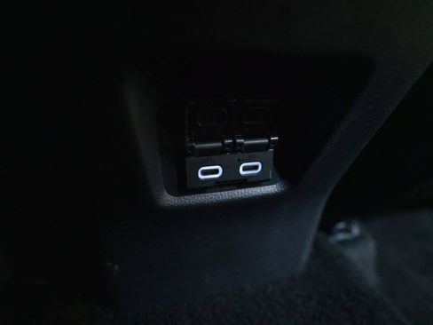 Used 2025 Toyota RAV4 XLE AWD/4WD image 34