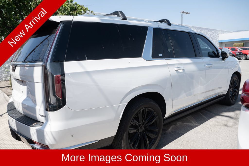 Used 2021 Cadillac Escalade ESV Premium Luxury w/ Driver Assist Tech Package RWD image 3
