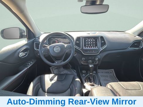 Used 2021 Jeep Cherokee Trailhawk w/ Premium Leather Package AWD/4WD image 16