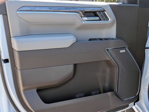 New 2026 Chevrolet Silverado 1500 LTZ image 7