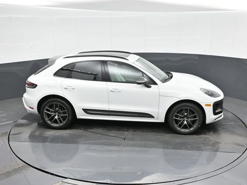 New 2026 Porsche Macan Turbo image 31
