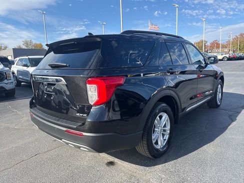 Used 2023 Ford Explorer XLT w/ Equipment Group 202A image 6