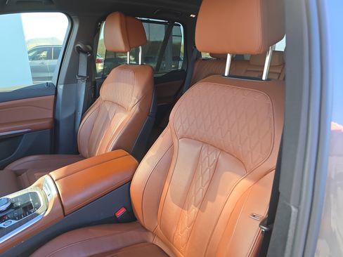 Used 2024 BMW X5 M60i w/ Executive Package image 22