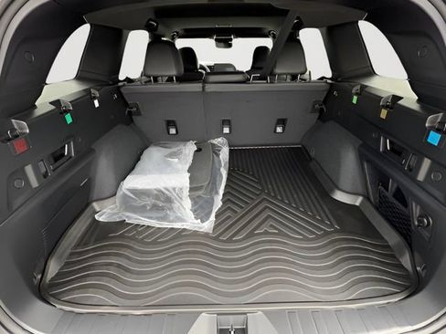 New 2026 Subaru Outback Limited AWD/4WD image 11