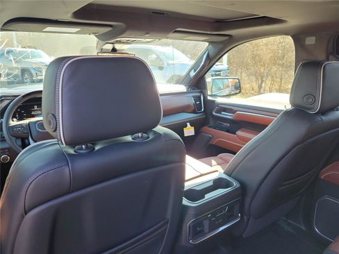 New 2026 GMC Sierra 1500 Denali Ultimate image 12