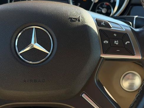 Used 2015 Mercedes-Benz GL 450 4MATIC image 31