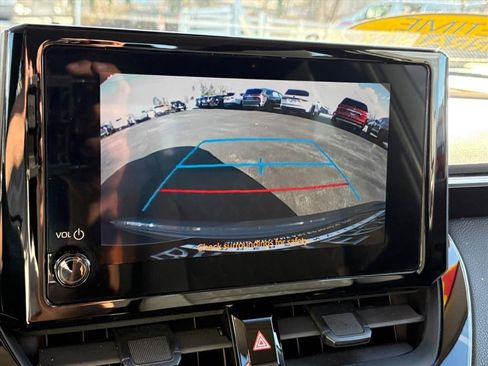 Used 2023 Toyota Corolla LE image 14