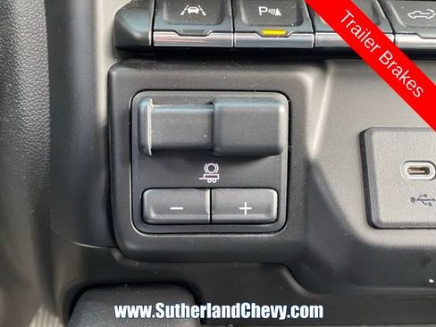 Used 2021 GMC Sierra 1500 AT4 w/ AT4 Value Package AWD/4WD image 44