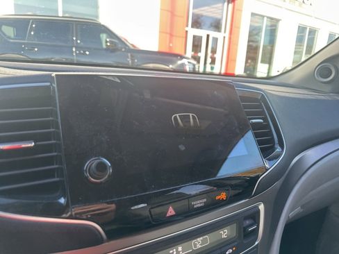 Used 2019 Honda Pilot EX-L image 11