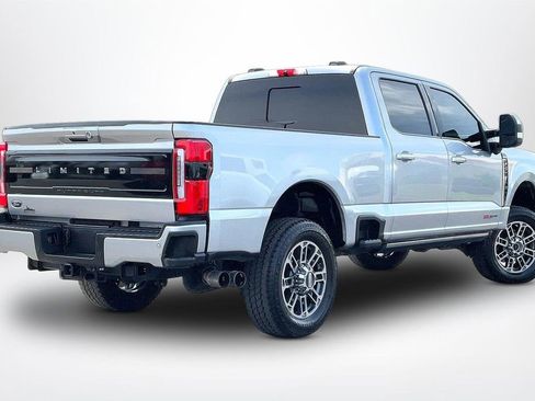 Used 2024 Ford F250 Limited w/ FX4 Off-Road Package AWD/4WD image 6