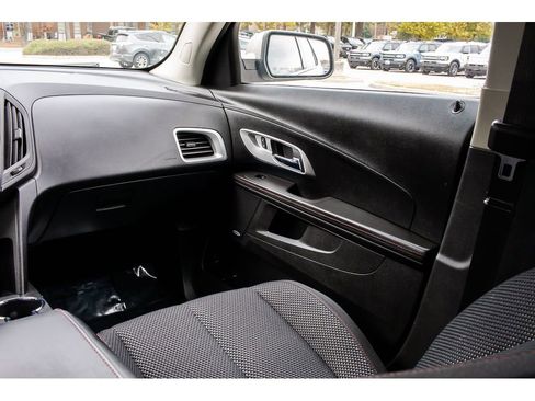 Used 2015 Chevrolet Equinox LT w/ Driver Convenience Package image 14