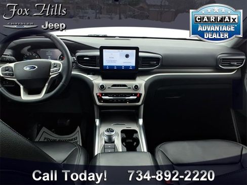 Used 2021 Ford Explorer XLT w/ Equipment Group 202A image 14