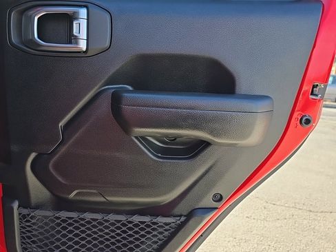 Used 2023 Jeep Wrangler Unlimited Sport w/ LED Headlamp & Fog Lamp Group image 34