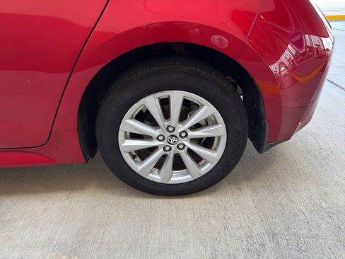 Used 2025 Toyota Corolla SE FWD image 27