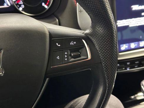 Used 2022 Maserati Levante Modena image 33