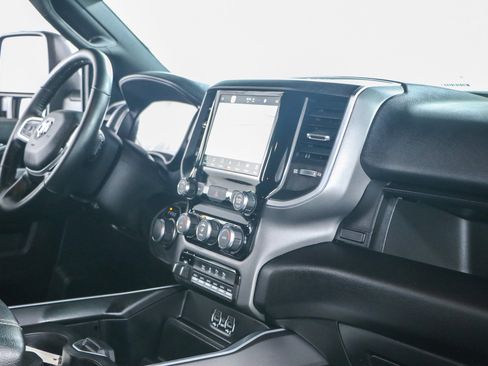 Used 2024 RAM 2500 Big Horn w/ Sport Appearance Package AWD/4WD image 26