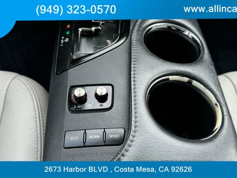 Used 2016 Toyota Avalon Touring image 12