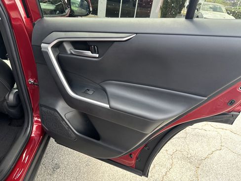 Used 2023 Toyota RAV4 XLE image 18