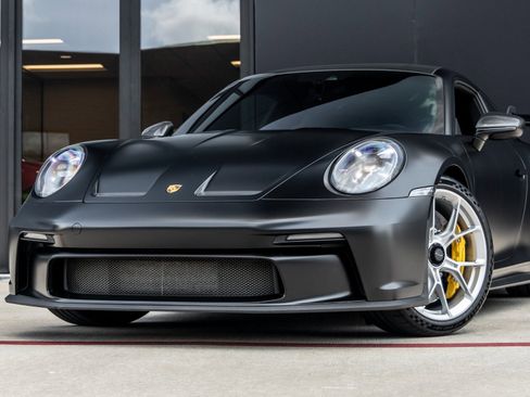 Certified 2024 Porsche 911 GT3 image 7