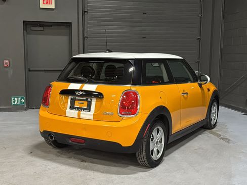 Used 2016 MINI Cooper 2-Door Hardtop FWD image 4