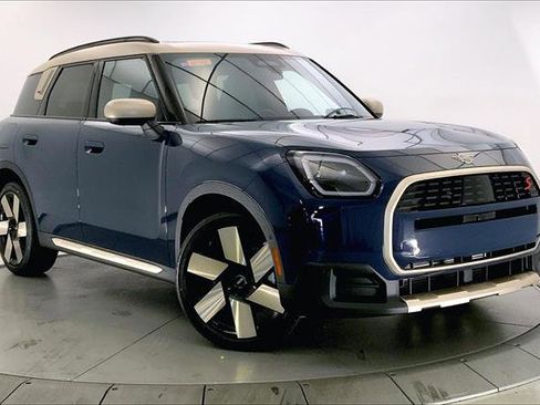 Used 2025 MINI Cooper Countryman S w/ Comfort Package Max image 1