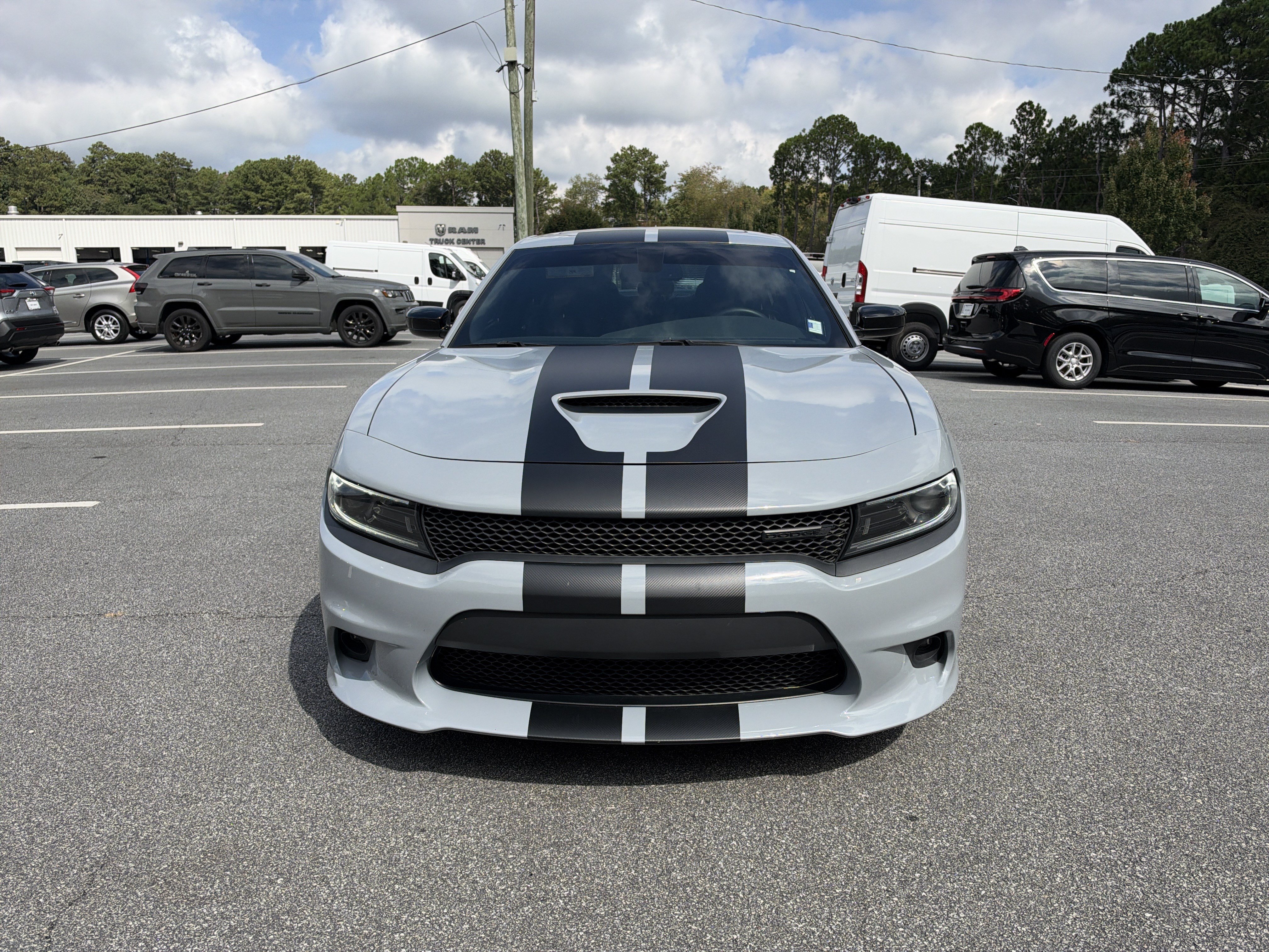 Used 2022 Dodge Charger R/T w/ Blacktop Package RWD image 2