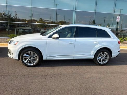 Used 2023 Audi Q7 2.0T Premium Plus w/ Premium Plus Package AWD/4WD image 14
