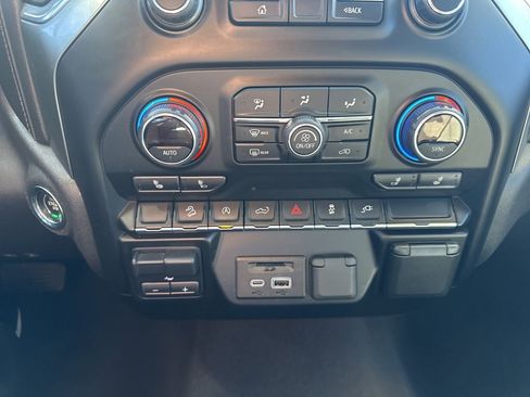 Used 2019 Chevrolet Silverado 1500 LT w/ All-Star Edition image 4