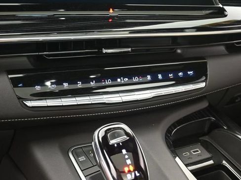 Used 2021 Cadillac Escalade Sport w/ Driver Assist Tech Package AWD/4WD image 29