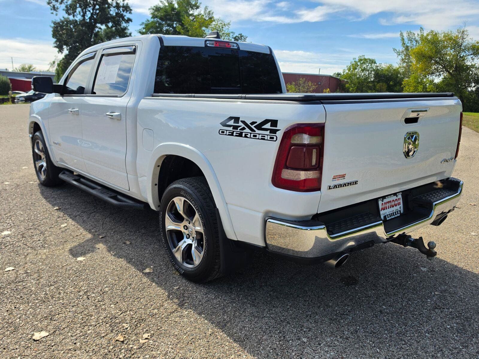 Used 2022 RAM 1500 Laramie AWD/4WD image 18