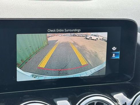 Used 2022 Mercedes-Benz GLA 250 4MATIC w/ Premium Package Lite image 18