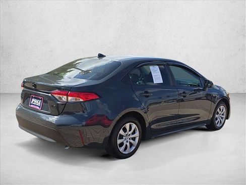 Used 2024 Toyota Corolla LE FWD image 5