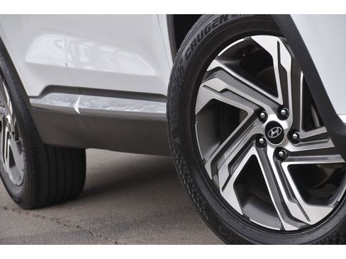 Used 2021 Hyundai Santa Fe SEL w/ Convenience + Premium Package image 11