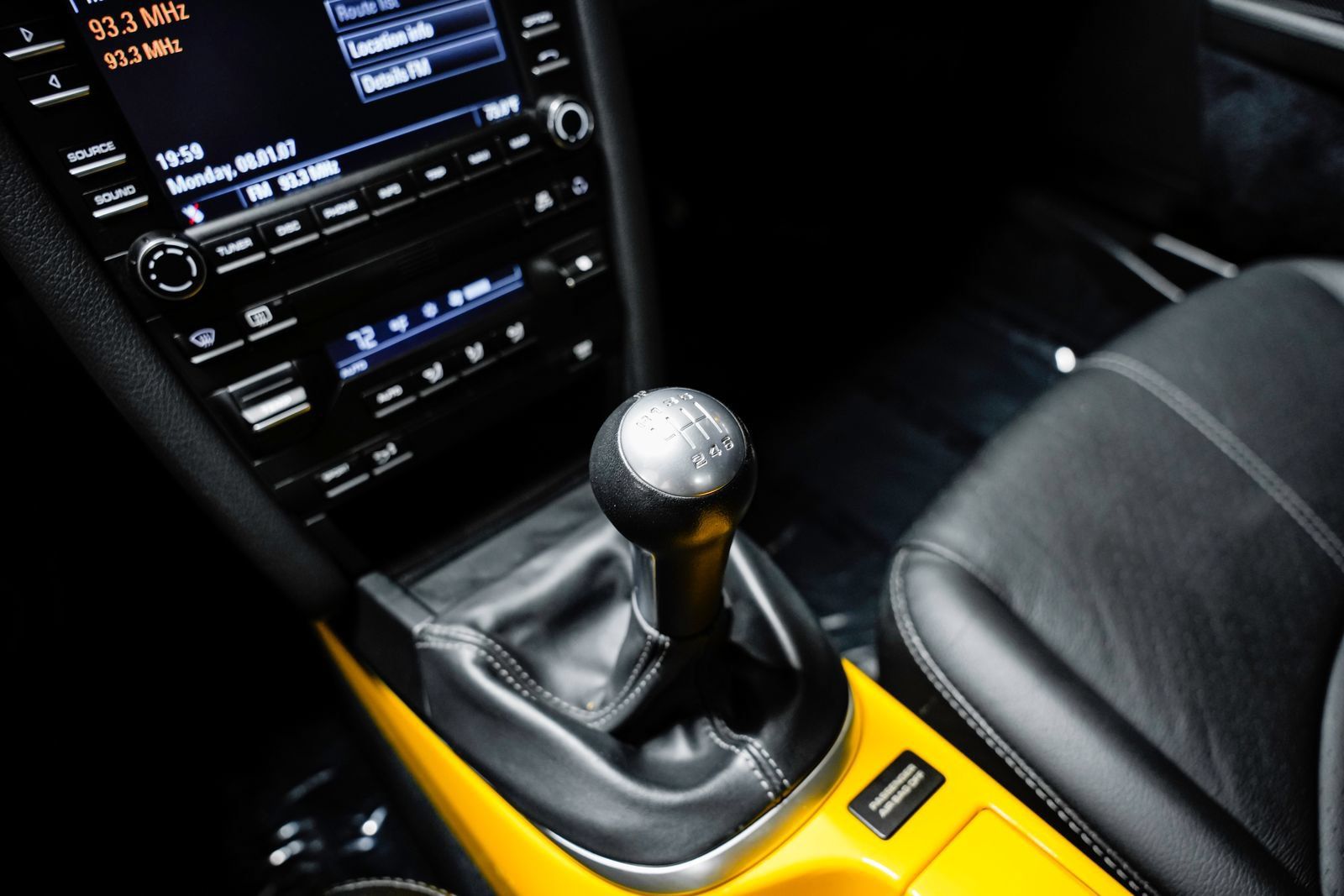 Used 2011 Porsche Cayman S RWD image 14