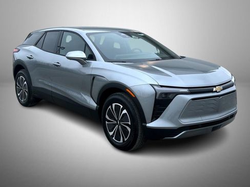 New 2026 Chevrolet Blazer EV LT image 3