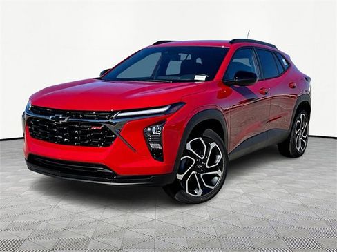 New 2026 Chevrolet Trax RS w/ Sunroof Package image 3