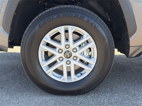 Used 2024 Toyota Tundra SR5 image 10