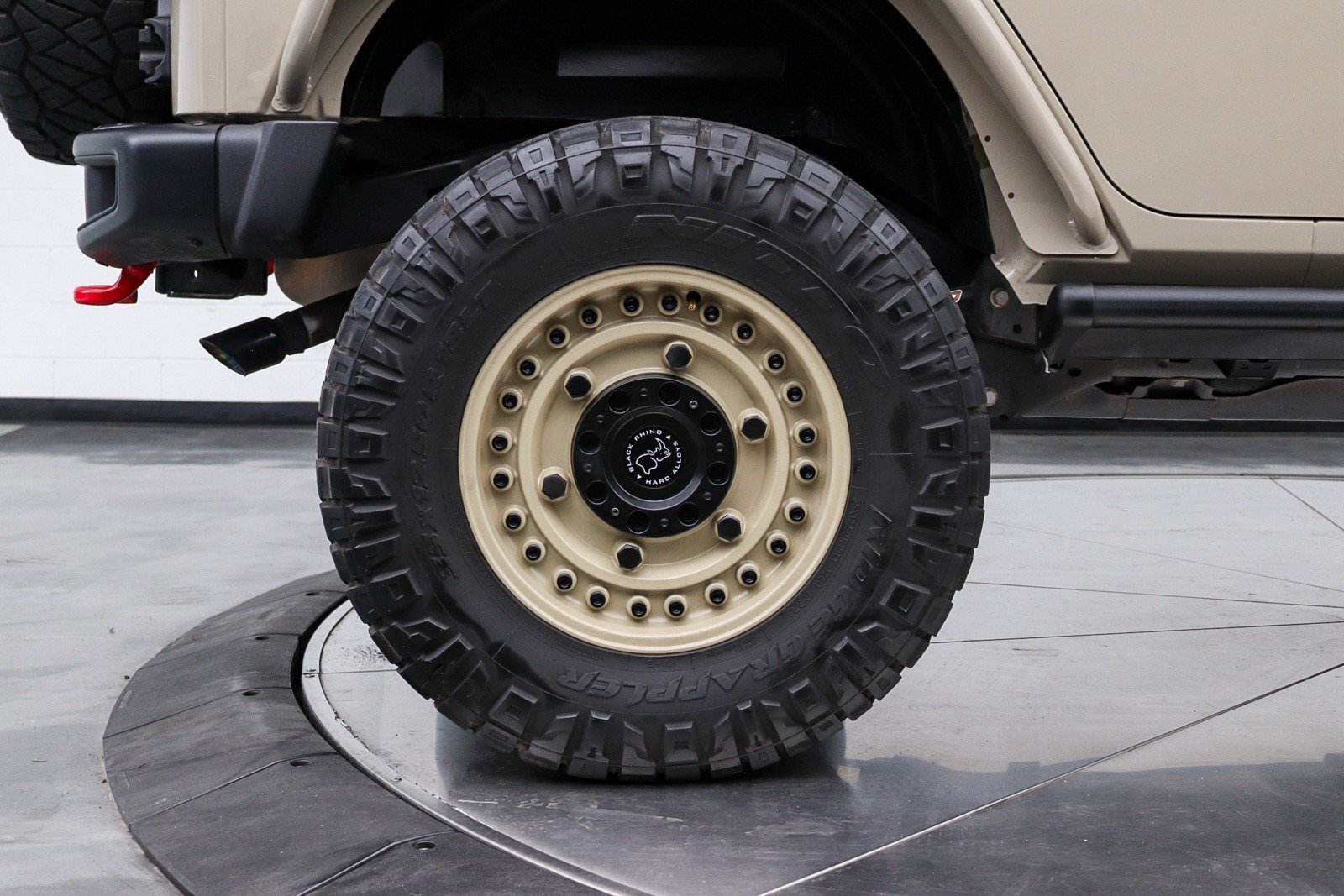 Used 2018 Jeep Wrangler Unlimited Rubicon AWD/4WD image 14