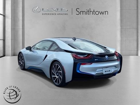 Used 2015 BMW i8 image 7