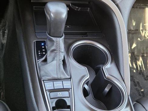 Used 2023 Toyota Camry XSE FWD image 13