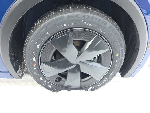 New 2026 Toyota Prius LE image 9