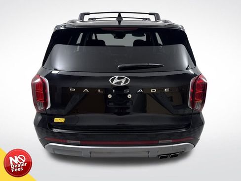 Used 2023 Hyundai Palisade Limited FWD image 5